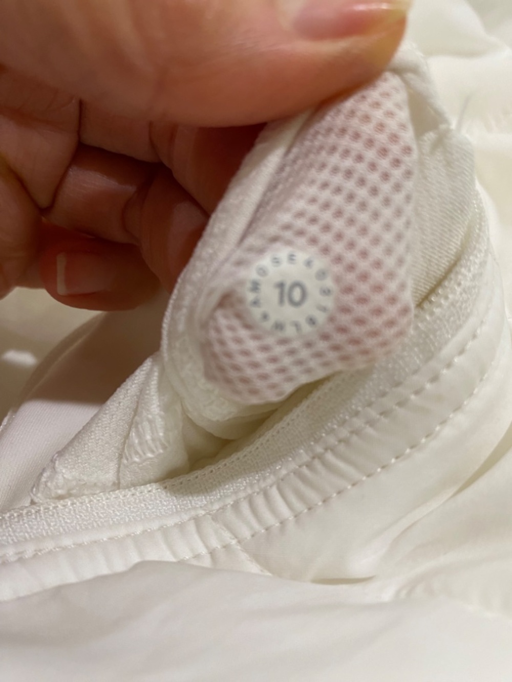 Lululemon jacket - Picture 9 of 9